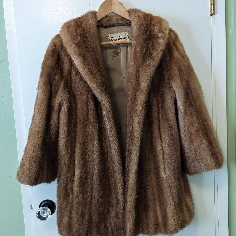 Donaldson's Mink Fur Coat lovely lining and velvety soft pockets
